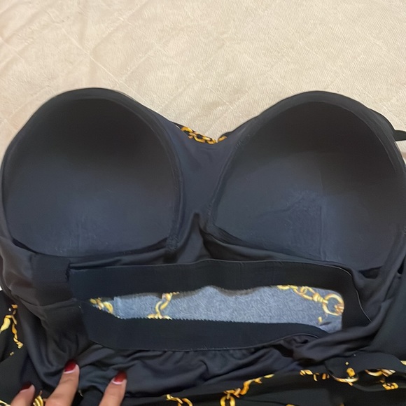 Black & Gold Chain Design Tankini - Picture 11 of 13